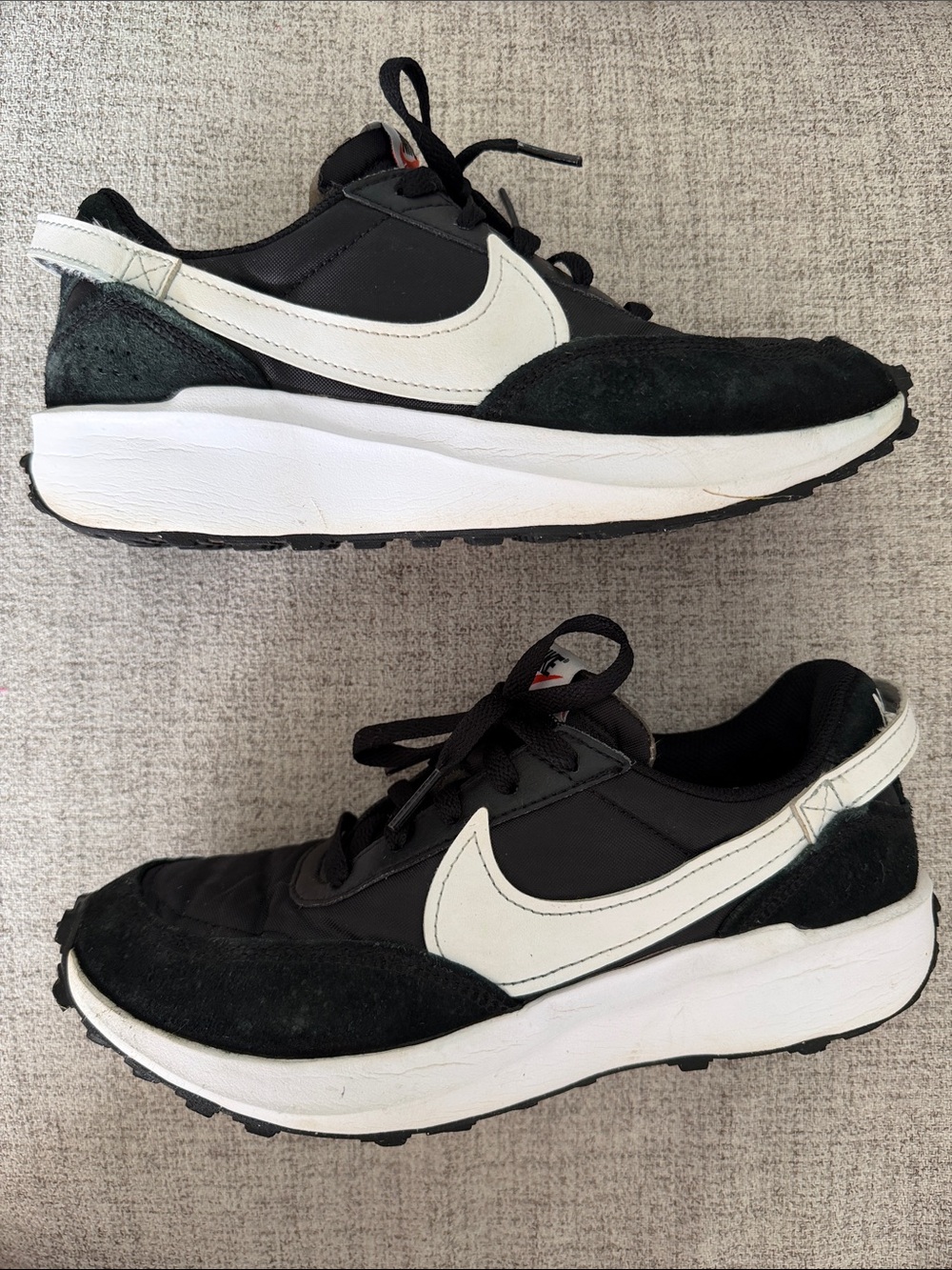 Nike Women’s Waffle Debut Black & White Retro-Style Sneakers Sz 8.5